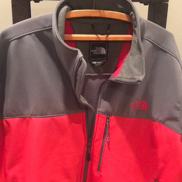 The North Face: Atomic jacket - Picture 4 of 4